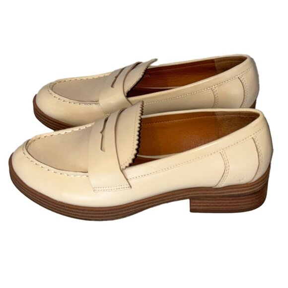Lucky Brand Floriss Ivory Leather Loafers - Size 8 - Picture 2 of 6